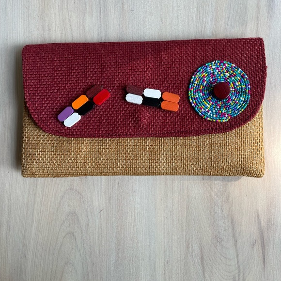 NWOT African Handmade Woven Womens Abstract Clutch Purse Maroon Tan Snap Closure - Picture 2 of 14
